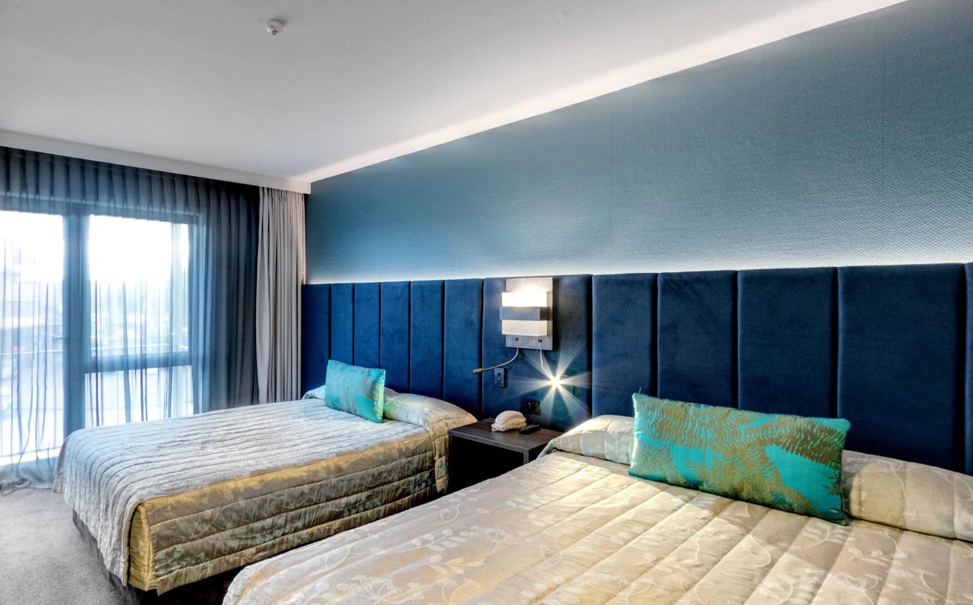 Distinction Luxmore Hotel Te Anau Esterno foto
