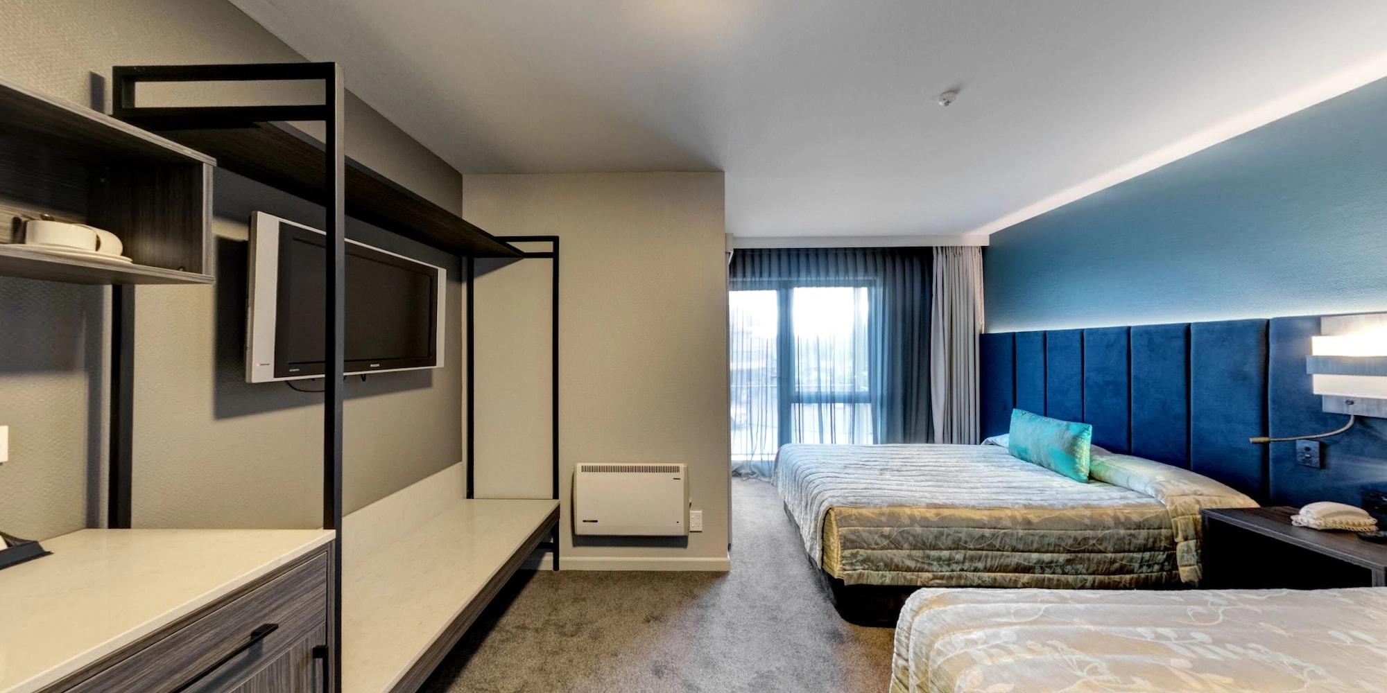Distinction Luxmore Hotel Te Anau Esterno foto