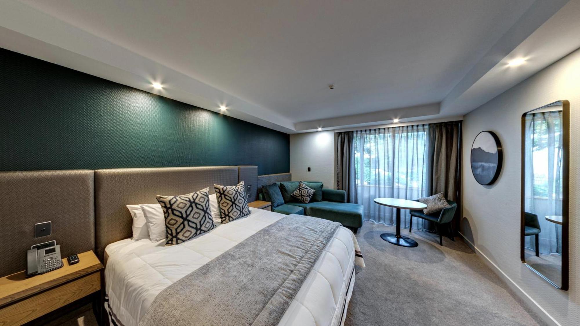 Distinction Luxmore Hotel Te Anau Esterno foto
